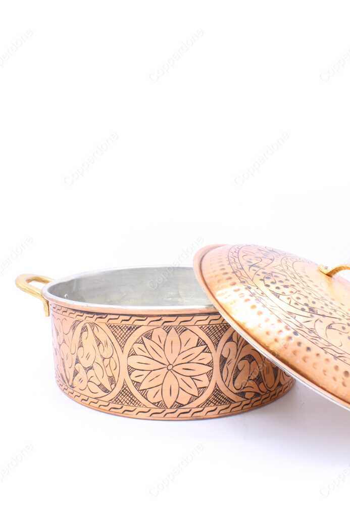 Rounded Copper Saucepan with Lid